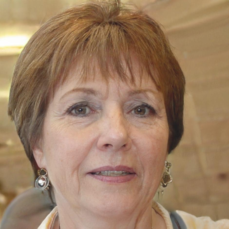 María González, Directora de Análisis Financiero